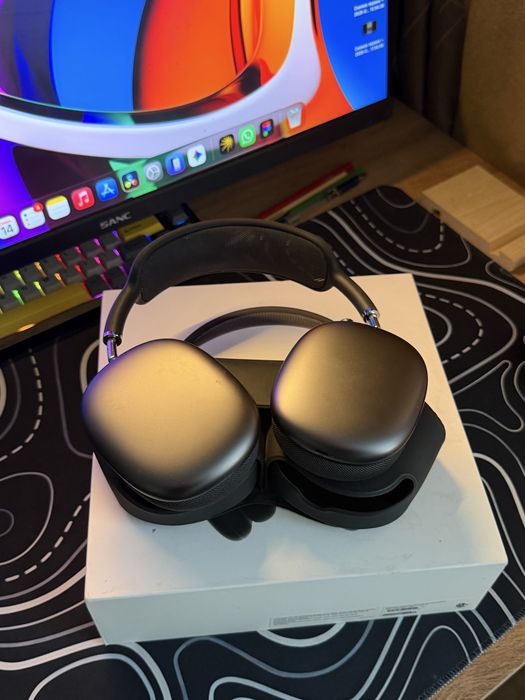 Airpods Max в отличном состоянии