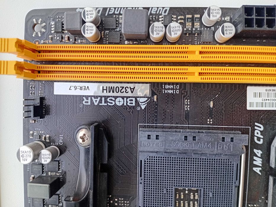 Память ddr4, ssd, мат.плата.