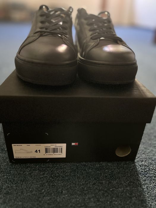Vand sneakers/pantofi barbati Tommy Hilfiger