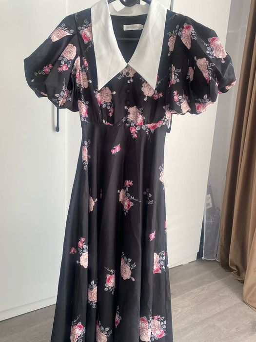 Женский платье вечерний