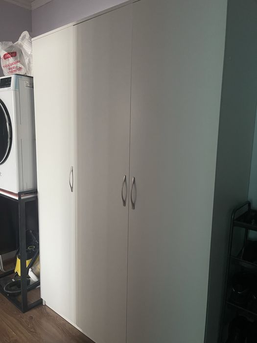 Продам шкаф в хорошем состоянии