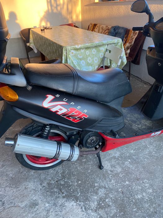 Scuter VR125 adus din Germania