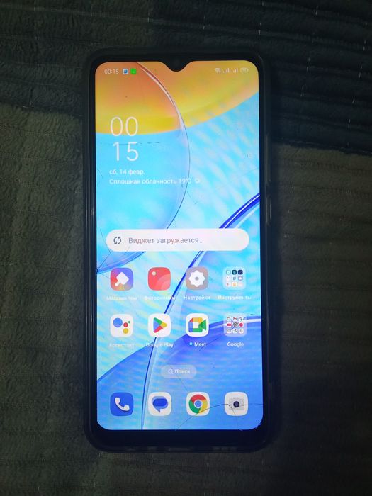 Продам срочно телефон