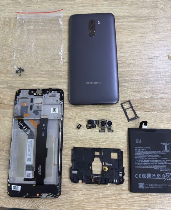 Pocophone f1 на Части
