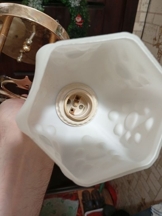 Люстра современная два плафона