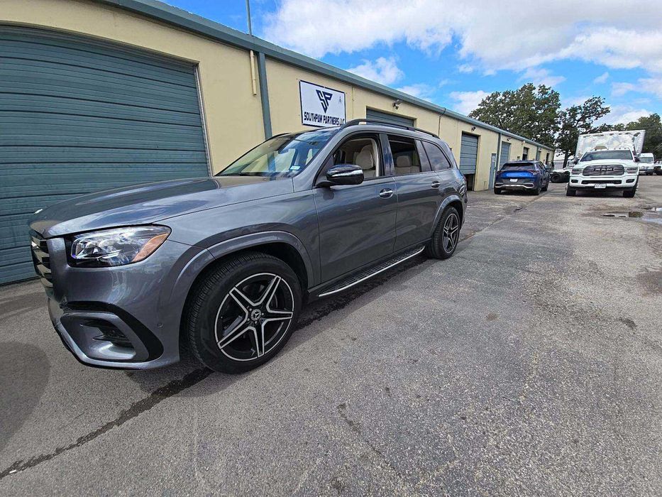 2025 Mercedes-Benz GLS 450 4MATIC