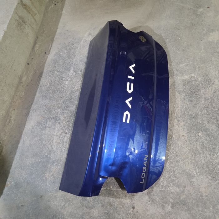 Capotă spare dacia logan III lovită .