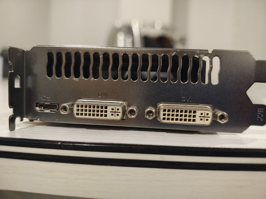 Видеокарта Nvidia GTX 550ti