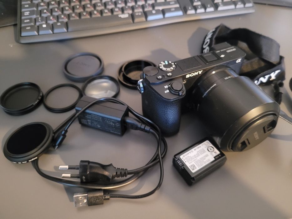 Sony a6500 + Sony f1.8 50mm