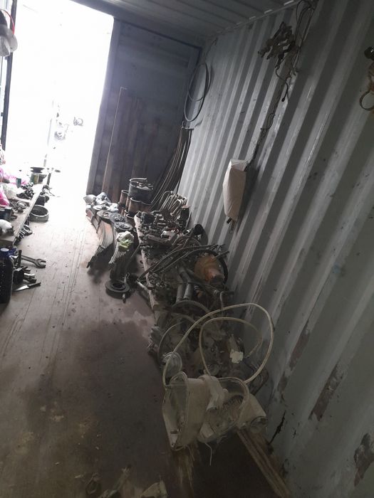 Зил запчастлар сотилади