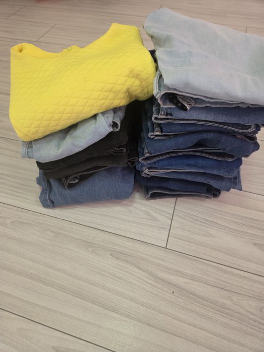 Lot de blugi marimie mare