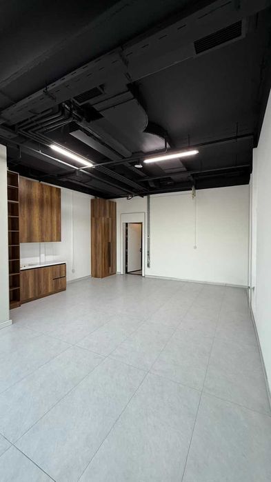 СРОЧНО АРЕНДА нежилое помещение на ЖК Nest one вид на Хумо арена 42м2