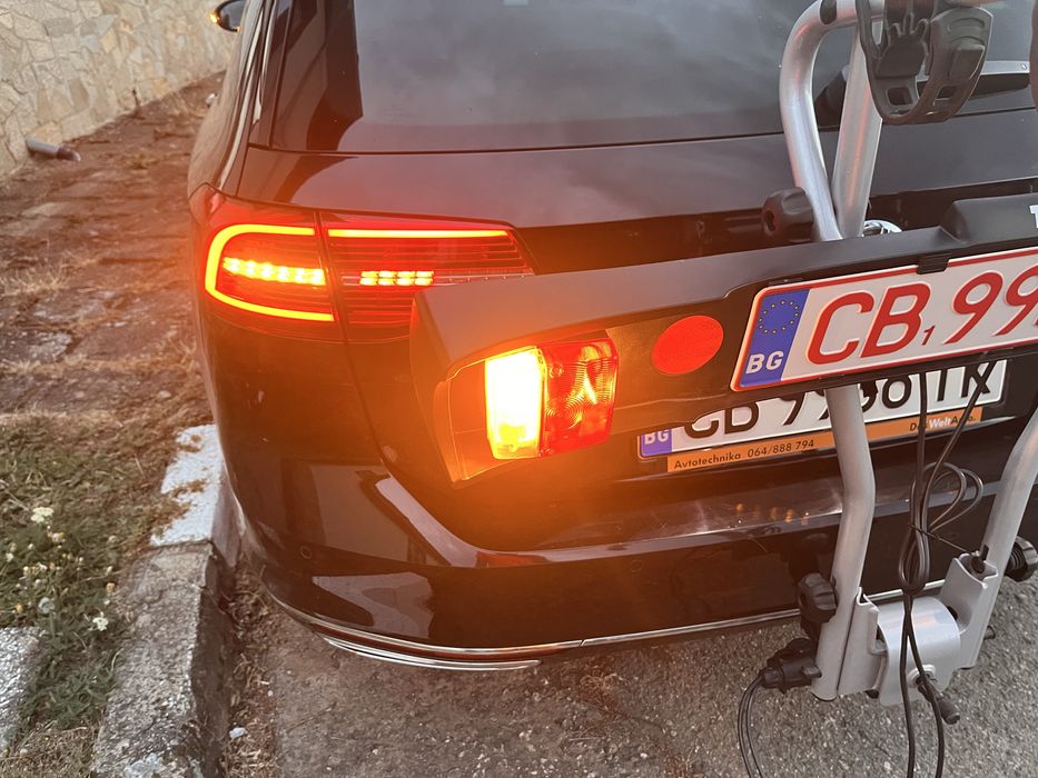 Багажник Thule HangOn + Thule lightboard
