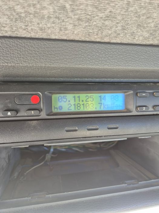 Autobasculanta VOLVO