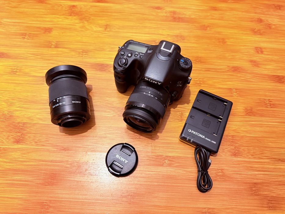 Sony A77 Mark II , stare excelenta, kit cu 2 obiective