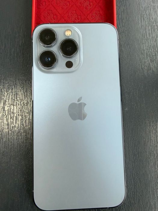 Продам Iphone 13pro