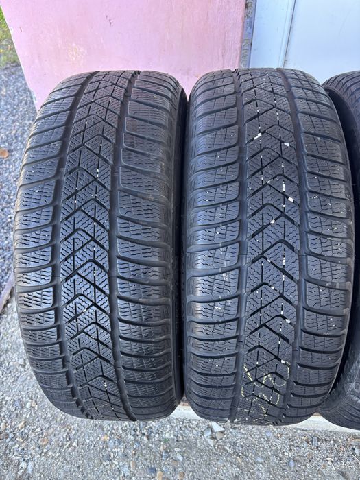 Vand Anvelope 225/45/19 Pirelli M+S