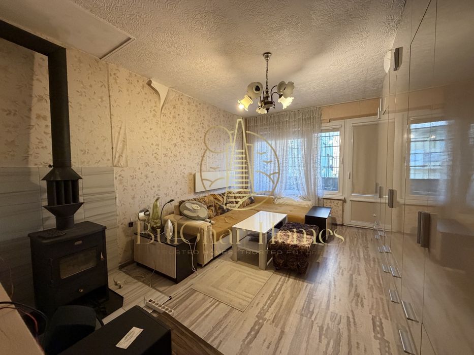 Продажба 3-стаен гр. Варна 77m²