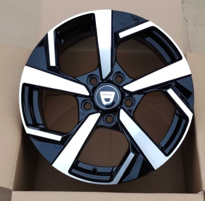 Jante Dacia Duster  pe R16 cu 5 x 114.3 R16