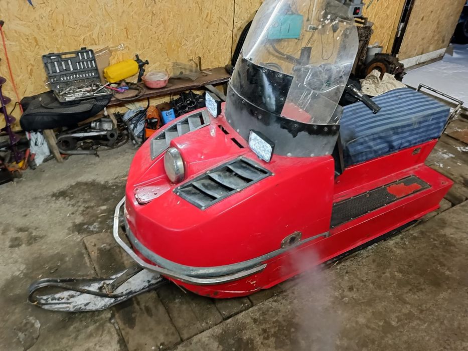 Снегоход буран. С новым двигателем лончин 20.