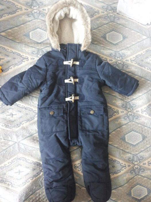 Продам комбинезон демисезонный