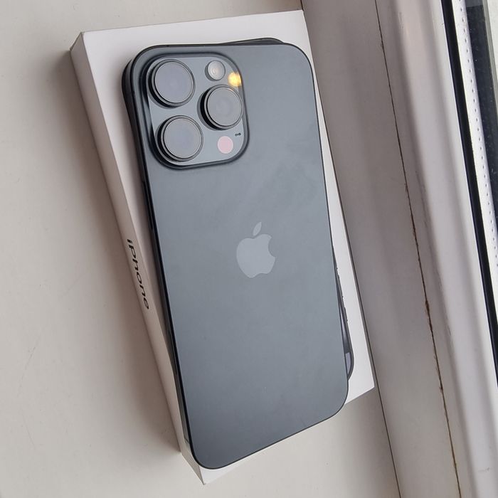 Iphone 16 pro max 512gb/93%/esim