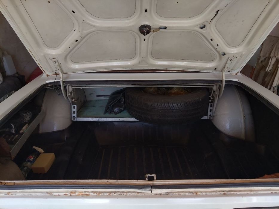 Продается Волга 31029