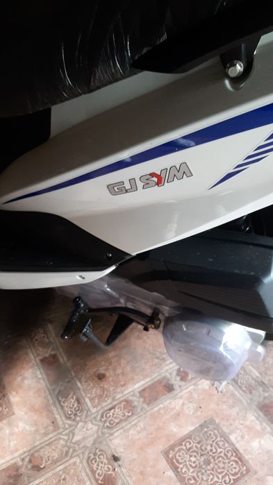 Продам скутер новый