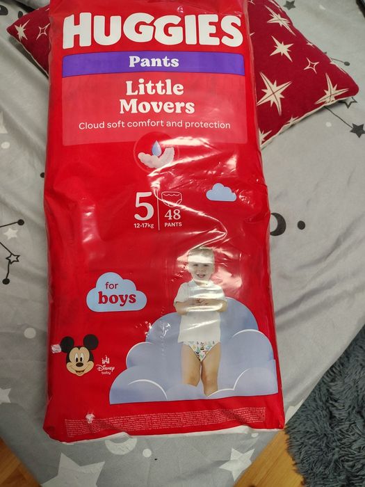 Vând huggies chiloțel Nr 5