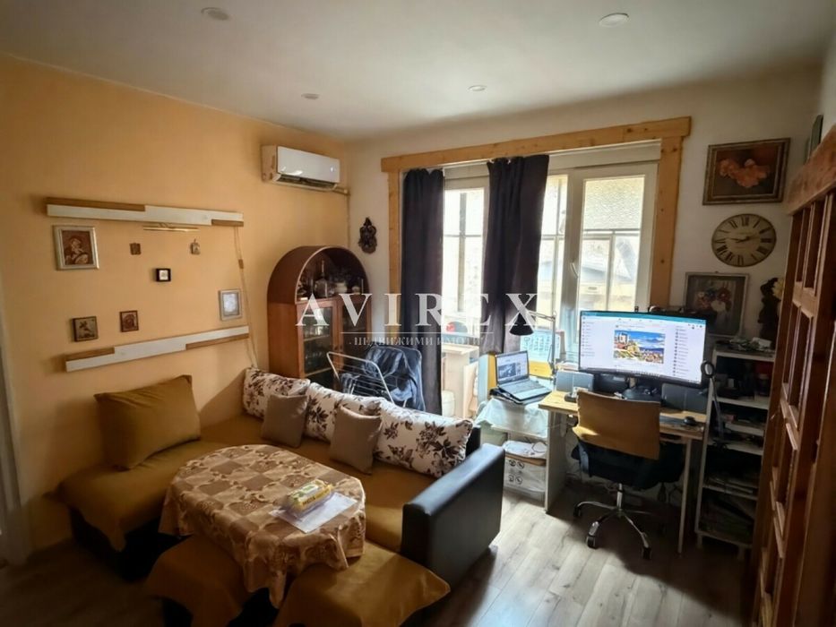 Тристаен апартамент в кв. Съдийски