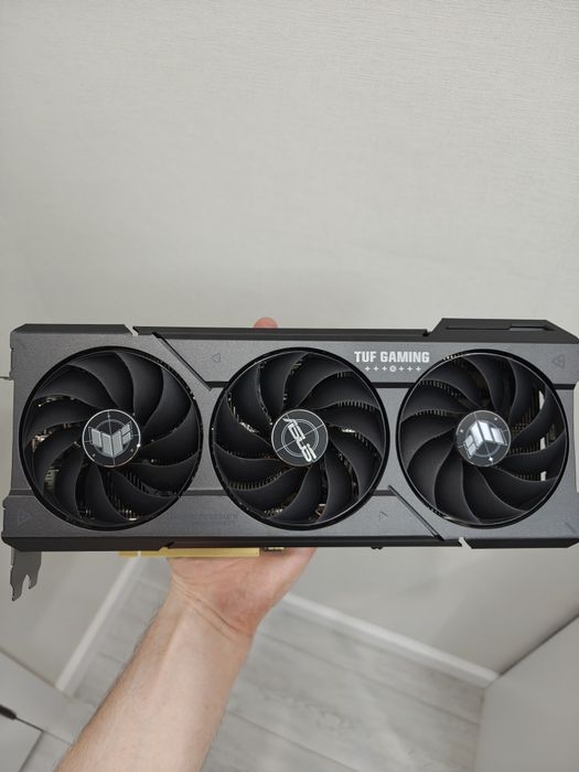 Видеокарта Asus RTX 4070 TUF Gaming