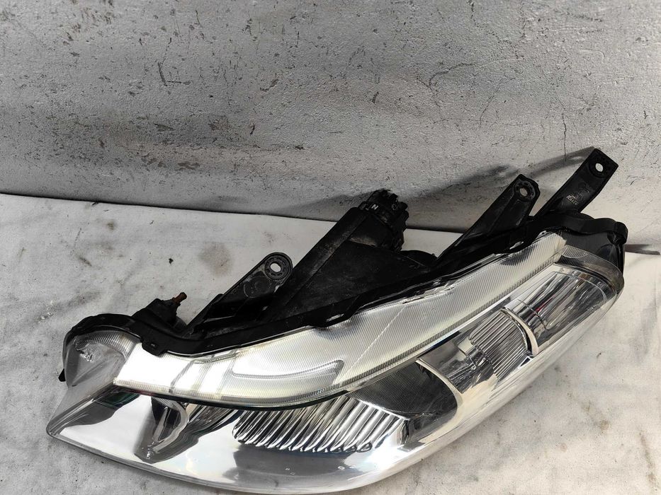 Фар сузуки  Suzuki SX4