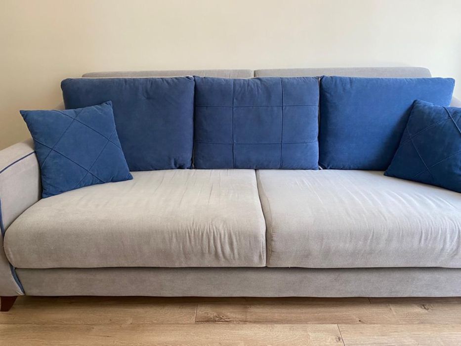 Продам диван.