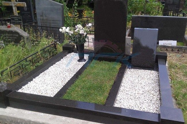 Оформление памятников мраморной крошкой