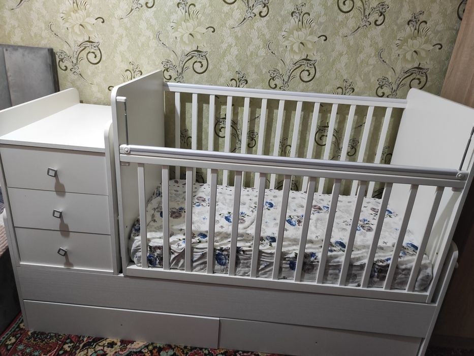 Детская кроватка трасформер