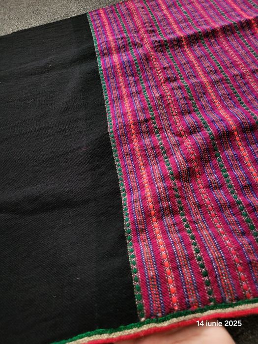 Catrinte/fote/fuste vechi traditionale autentice