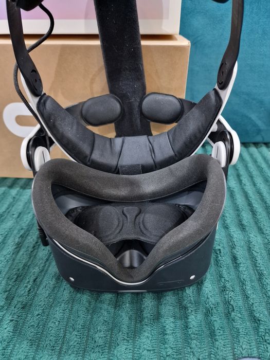 Oculus quest 2 в отличном состоянии