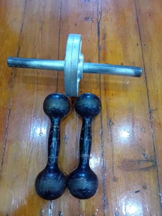 Гантели для физических упражнений