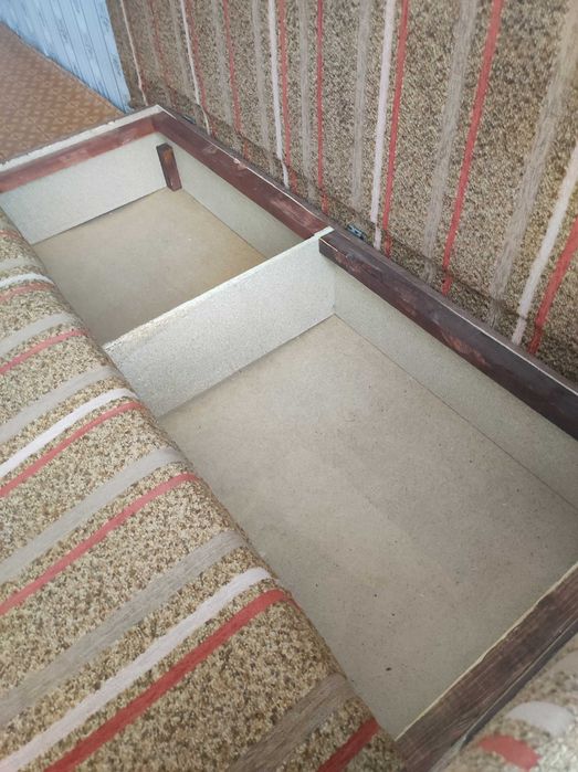 Продам Диван раскладной.