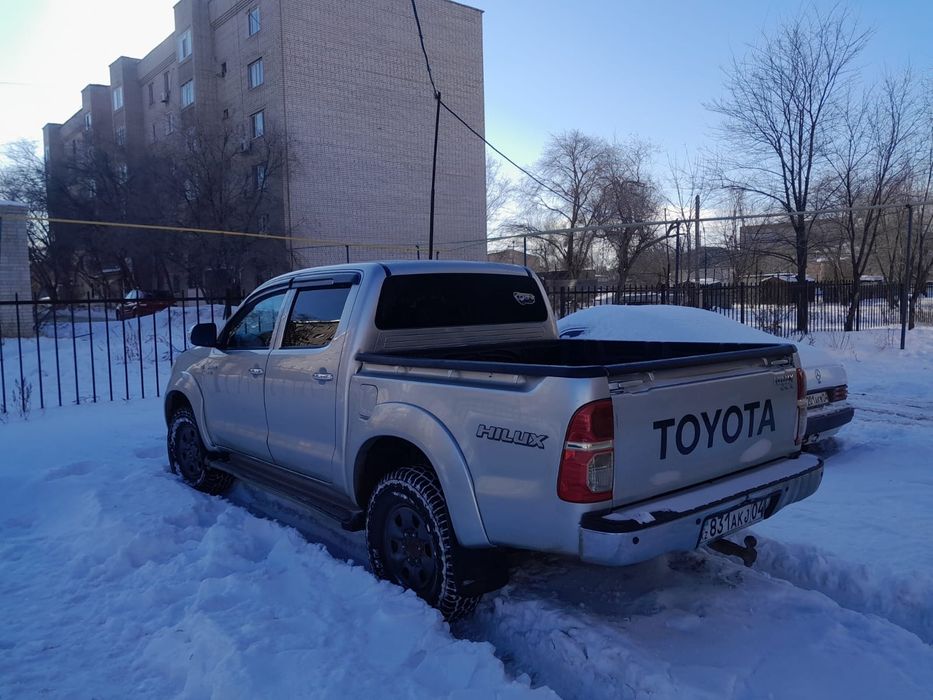 Продаётся машина тайота