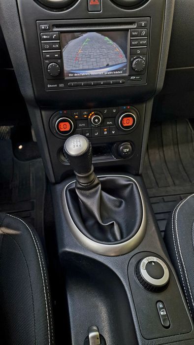Nissan Qashqai 2.0 dCi 150 CP 4WD / 4x4  Unic Proprietar