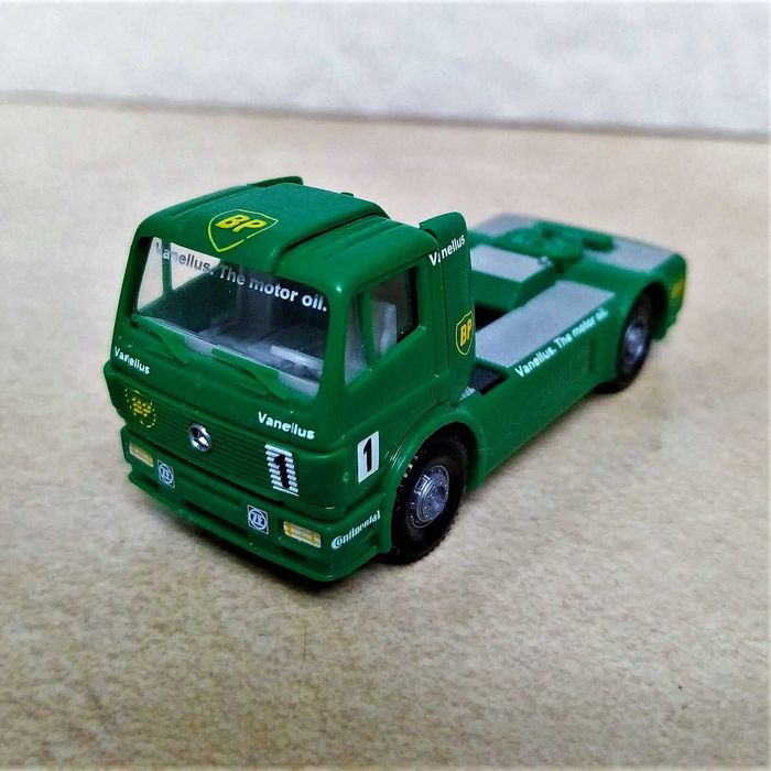 Модели на камиони и ремъркета на HERPA мащаб 1/87