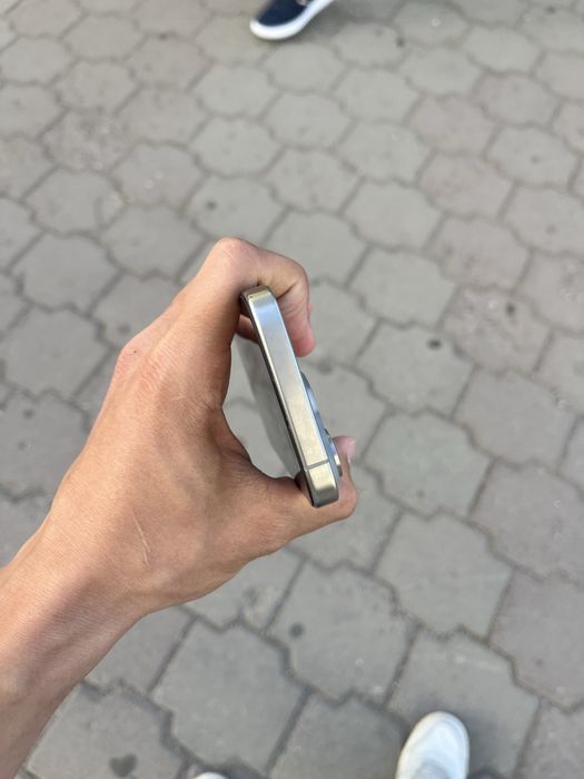 iPhone 15 Pro 256gb / 76%