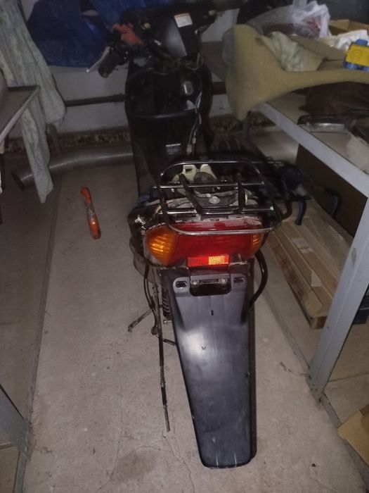 Продам запчасти на Handa dio