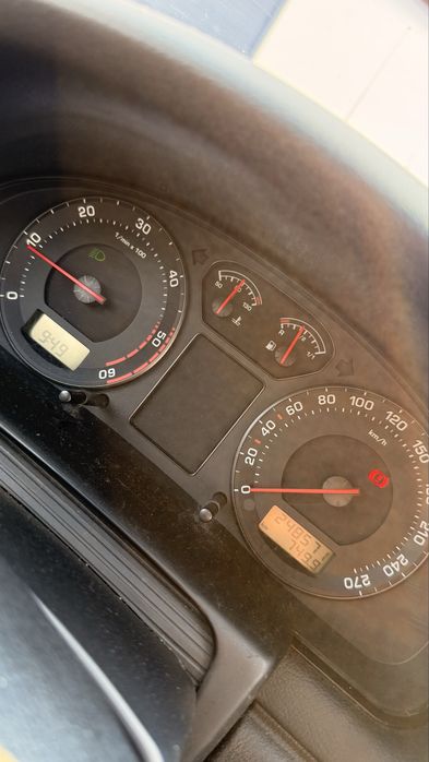 Skoda superb 1 an 2003