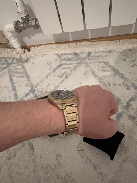 Продам наручные часы Armani Exchange