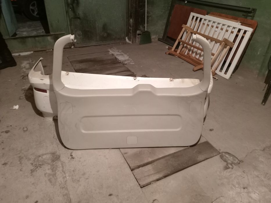 Тоиота эстима запчастие