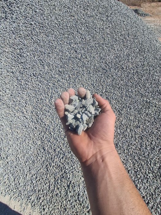 CARIERA OVIDIU nisip piatra balastru pamant vegetal/ umplutură.