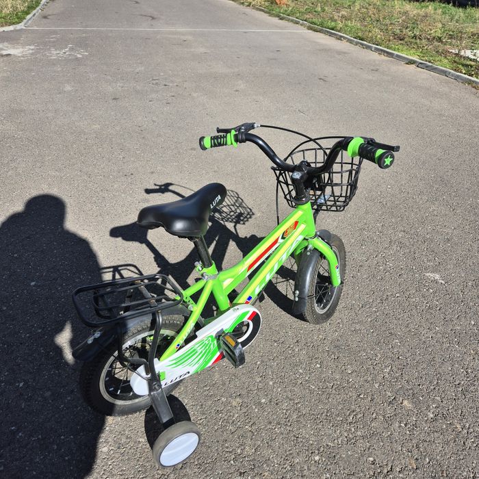 Bicicleta copii cu roti ajutatoare