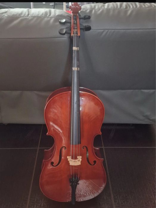 Se vinde Violoncel 2/4